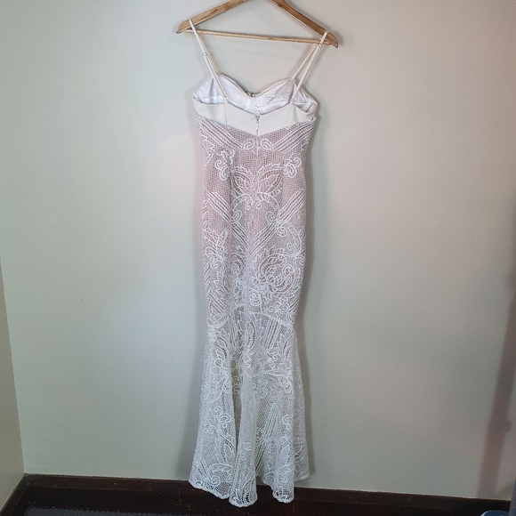Do not buy Sheike lunar lace gown maxi dress white Sze 8 floral strappy RRP$400 - Picture 6 of 10